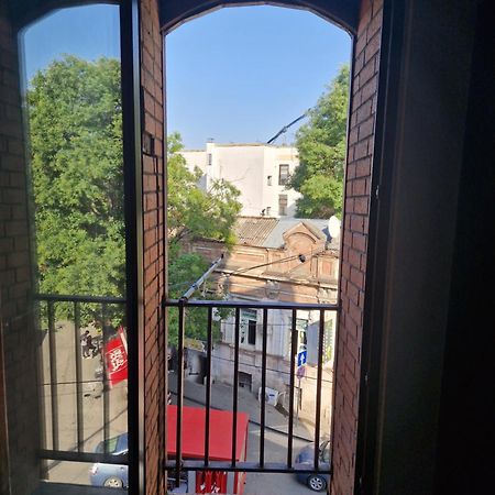 Hotel New Royal Tbilisi Bagian luar foto