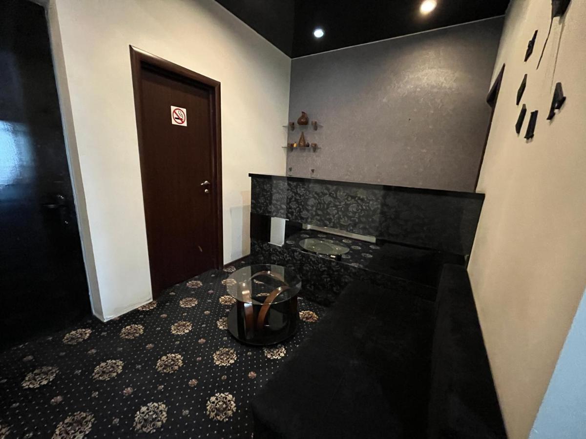 Hotel New Royal Tbilisi Bagian luar foto