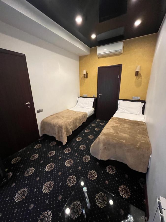 Hotel New Royal Tbilisi Bagian luar foto